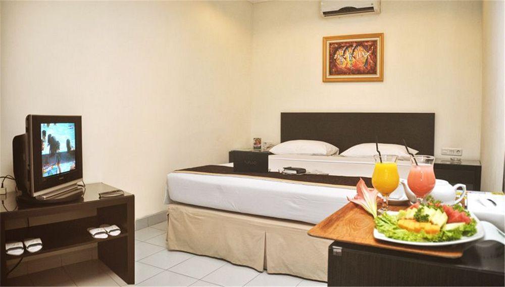 בנדונג Ahadiat Hotel & Bungalow מראה חיצוני תמונה