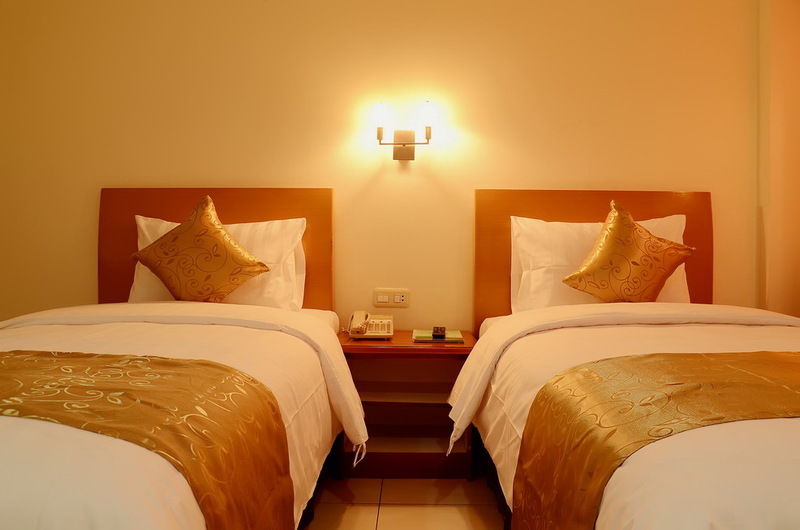 בנדונג Ahadiat Hotel & Bungalow מראה חיצוני תמונה
