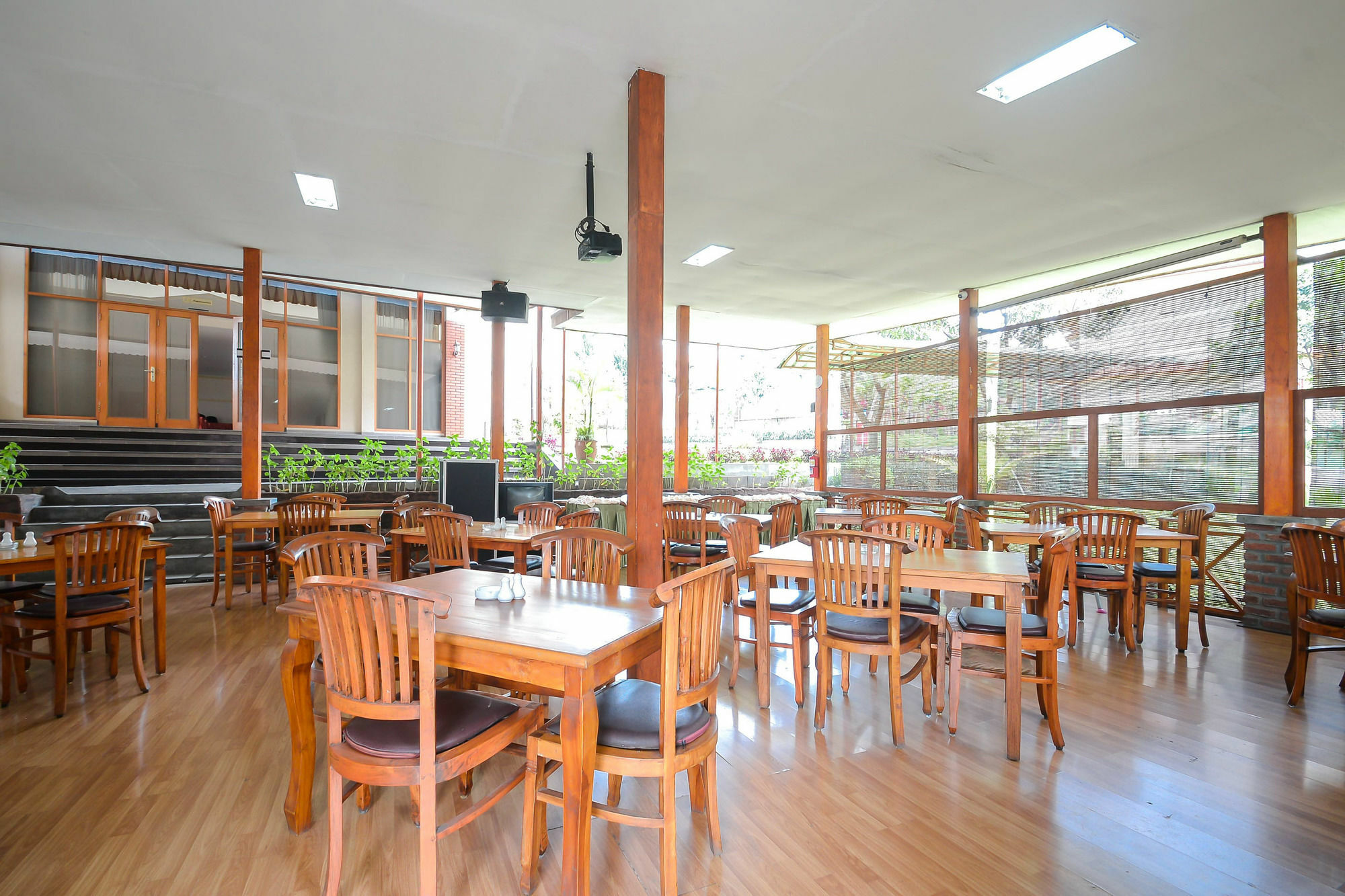 בנדונג Ahadiat Hotel & Bungalow מראה חיצוני תמונה