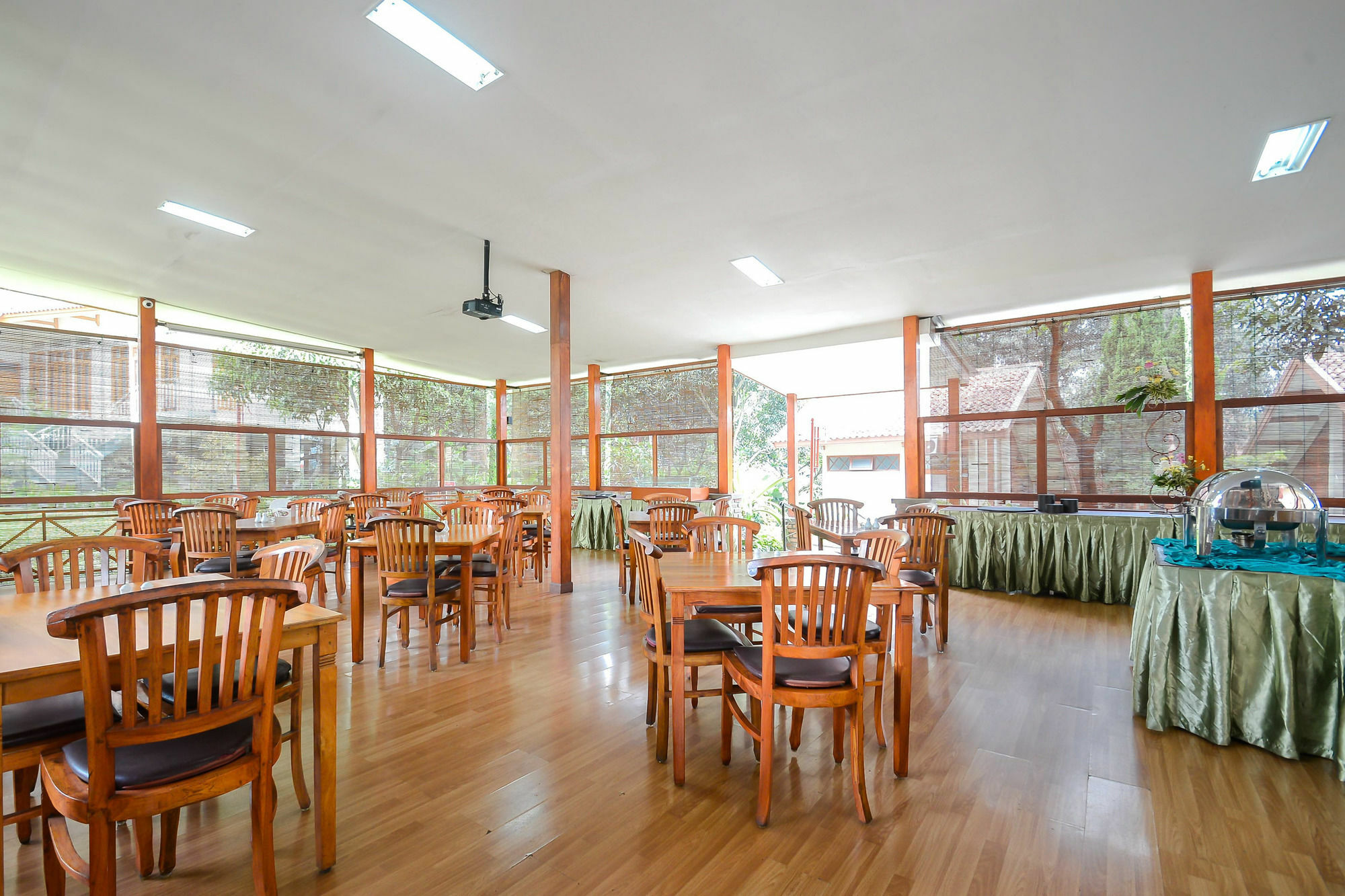 בנדונג Ahadiat Hotel & Bungalow מראה חיצוני תמונה