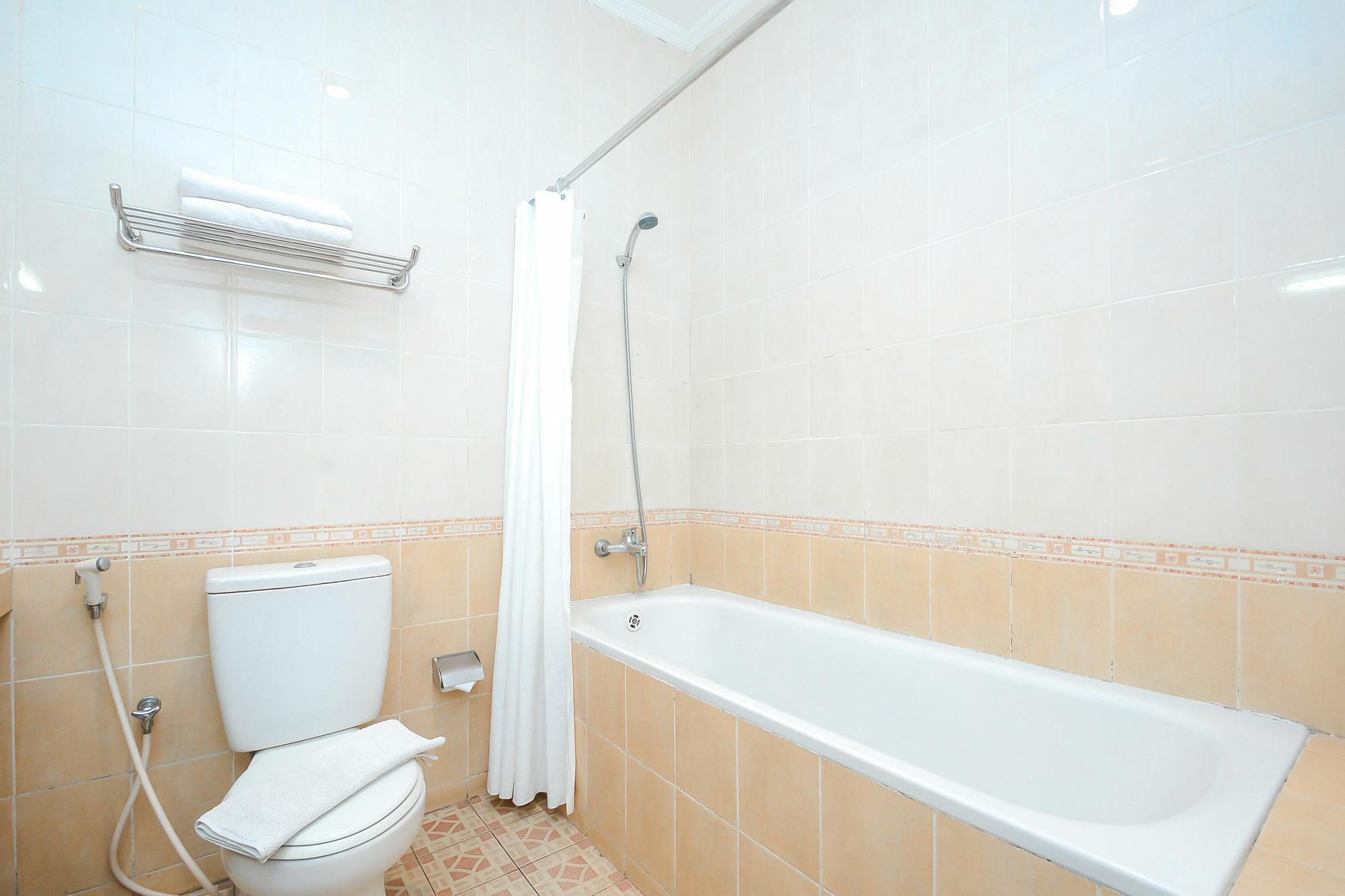בנדונג Ahadiat Hotel & Bungalow מראה חיצוני תמונה
