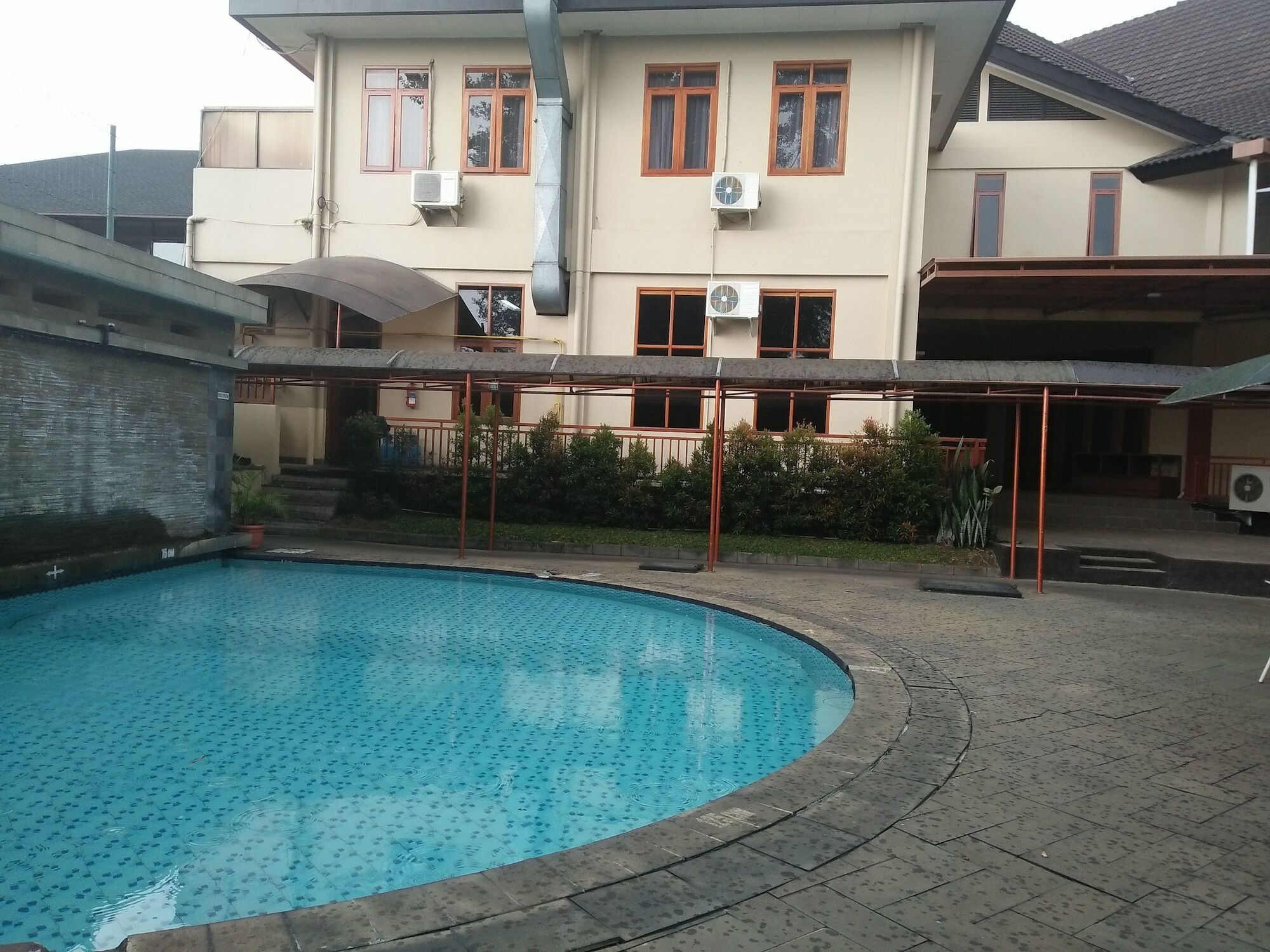 בנדונג Ahadiat Hotel & Bungalow מראה חיצוני תמונה