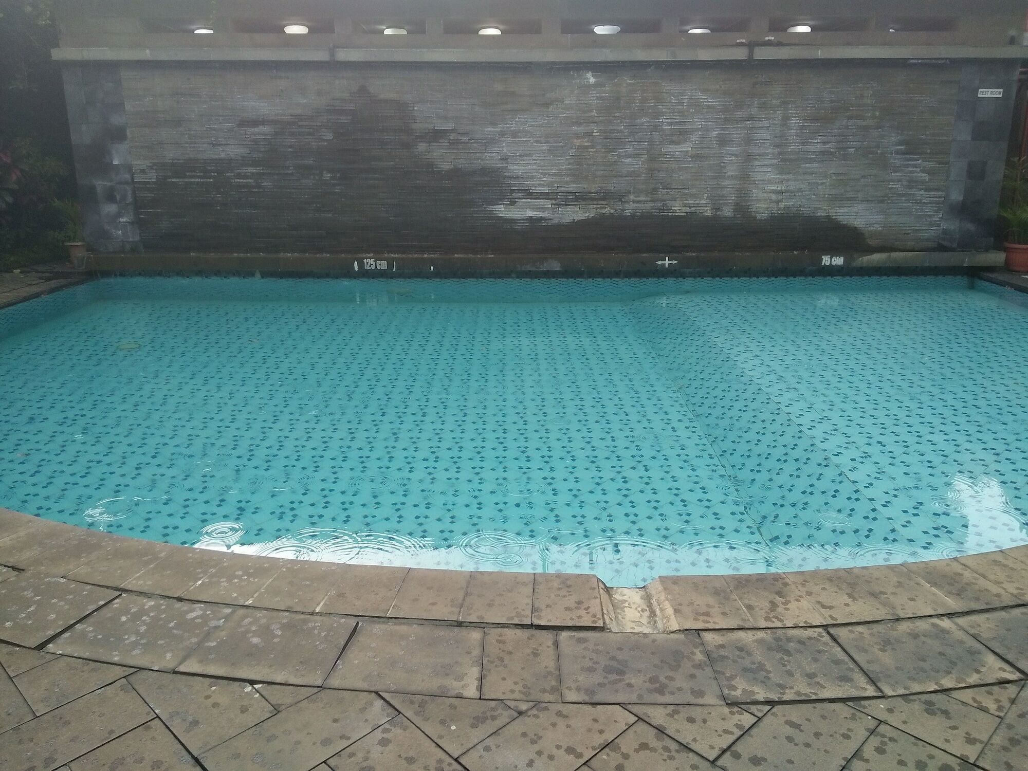 בנדונג Ahadiat Hotel & Bungalow מראה חיצוני תמונה